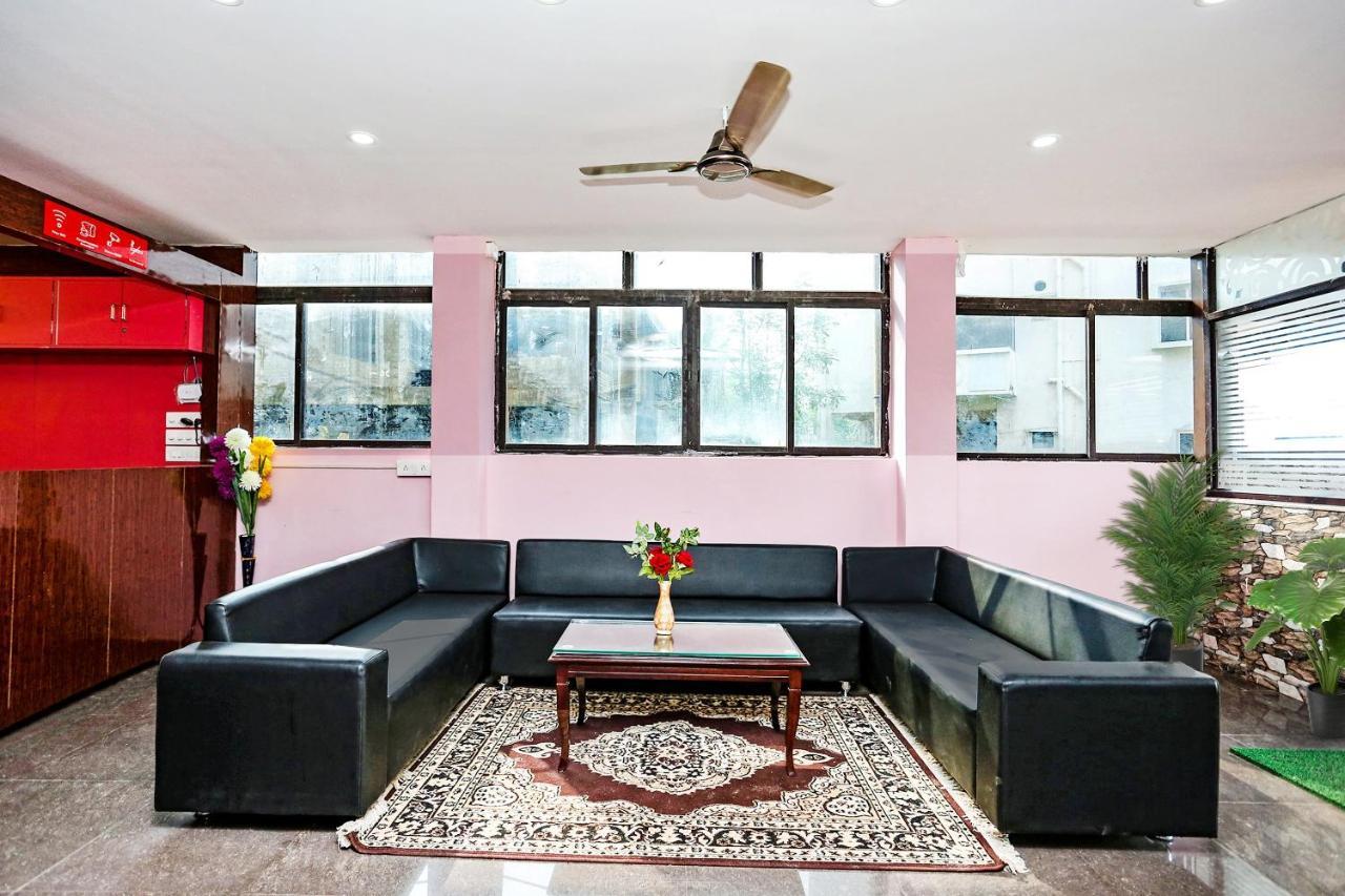 Super Collection O Aryan Hotel Khandagiri Luaran gambar